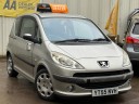 Peugeot 1007 1.4 Dolce Hatchback